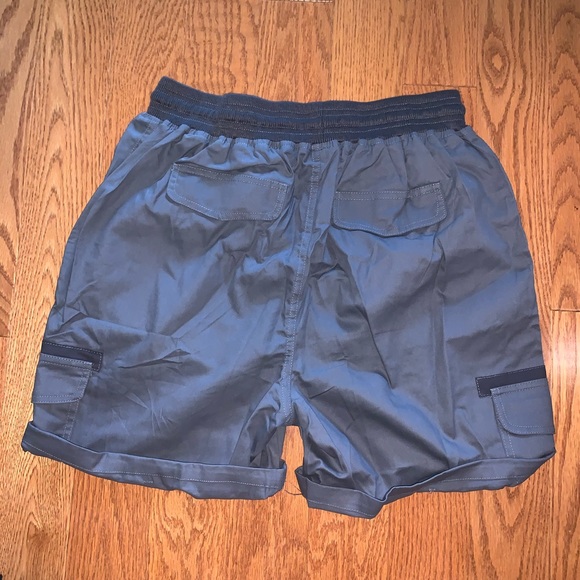 Shorts - Picture 2 of 2